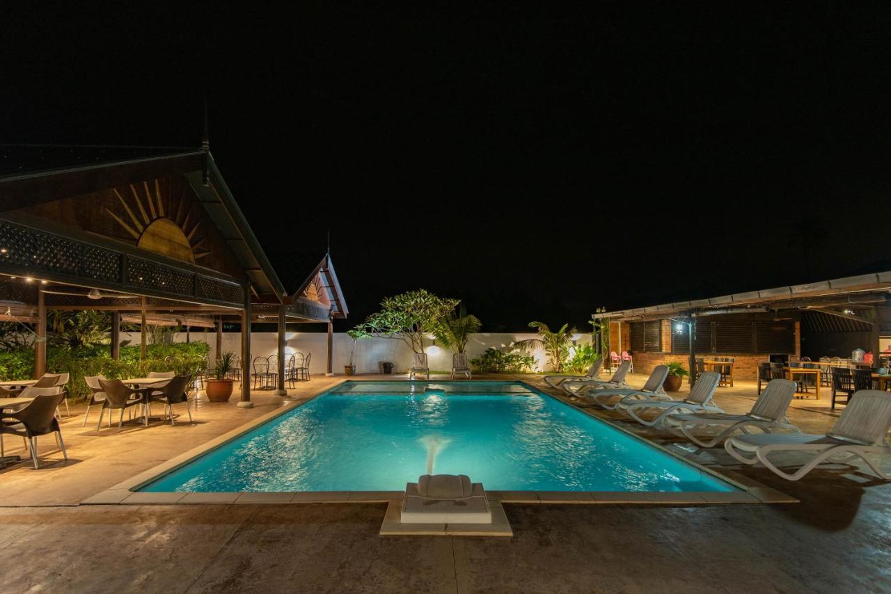 Riverra Inn Langkawi Kuah Dış mekan fotoğraf