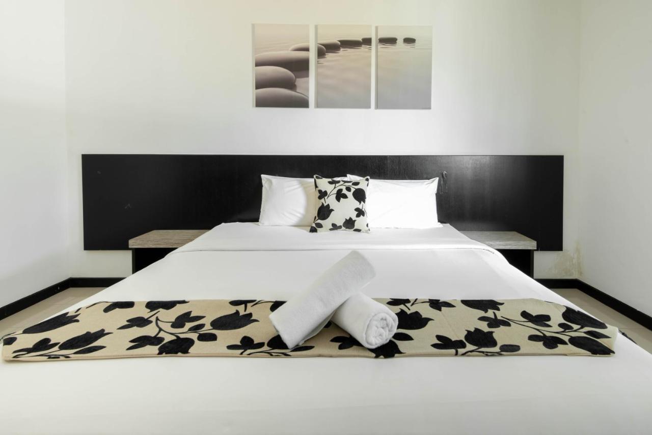 Riverra Inn Langkawi Kuah Dış mekan fotoğraf