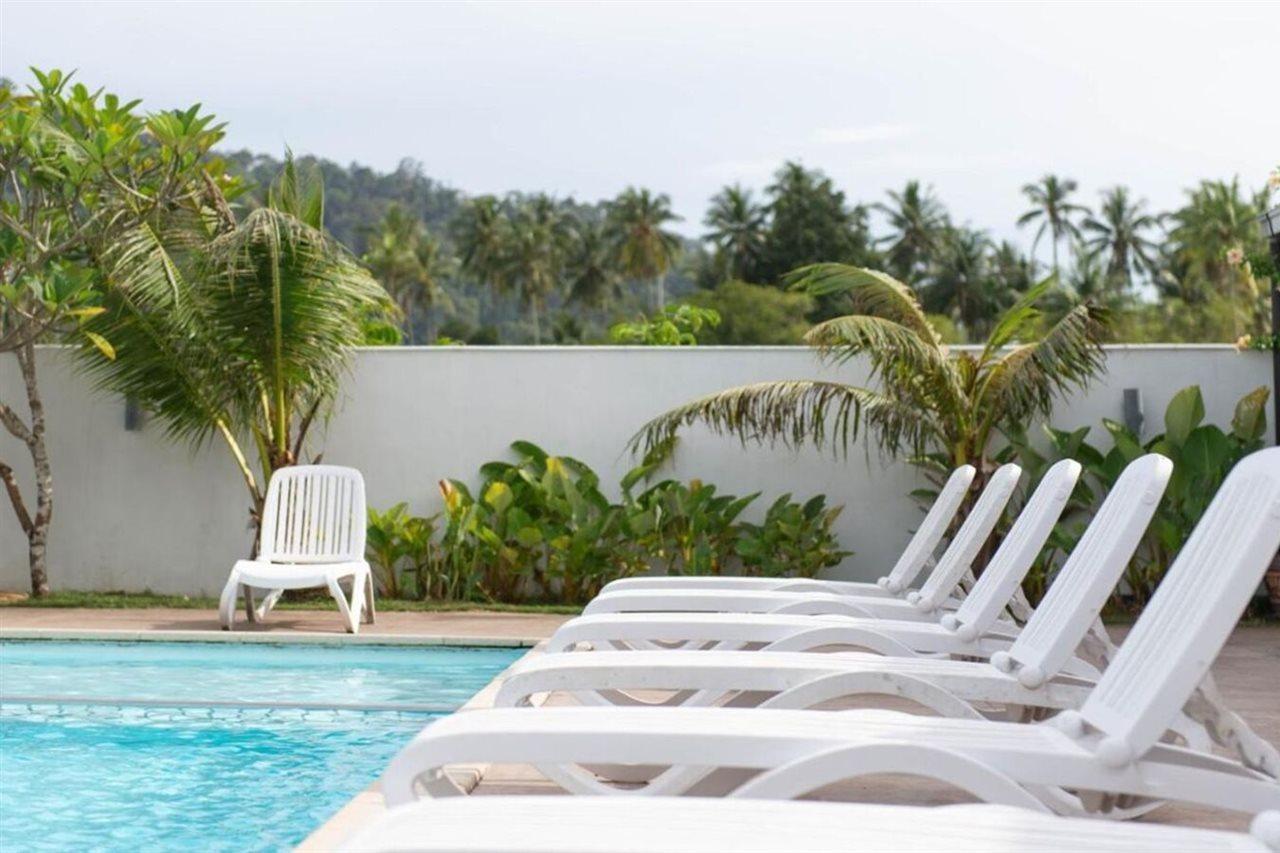 Riverra Inn Langkawi Kuah Dış mekan fotoğraf